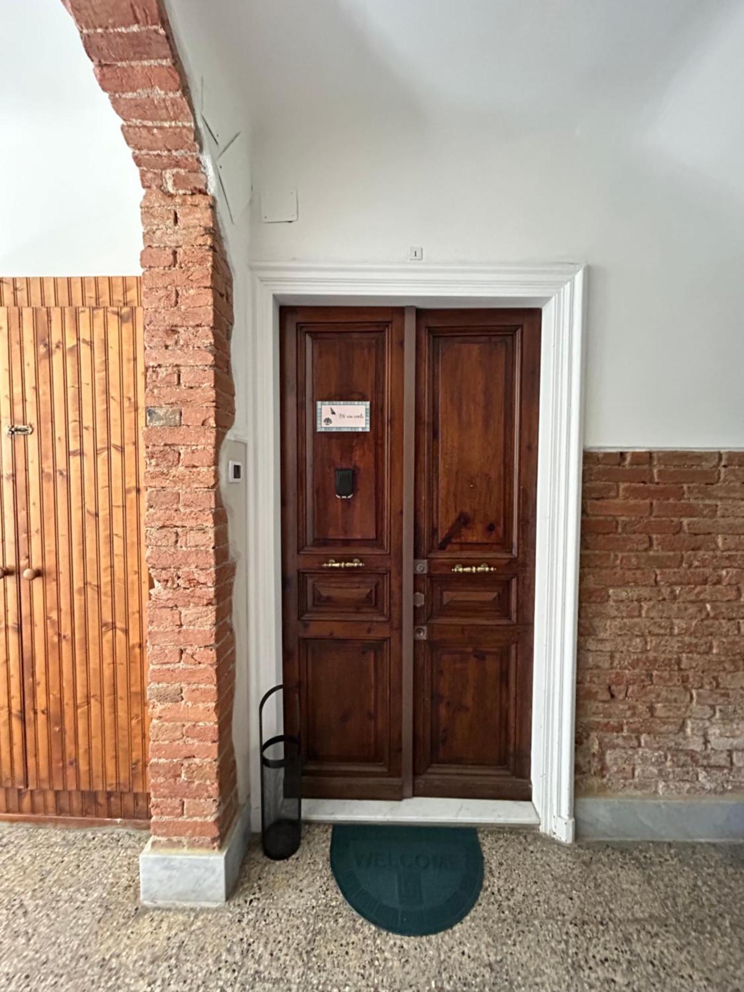 In Via Venti Lägenhet La Spezia Exteriör bild